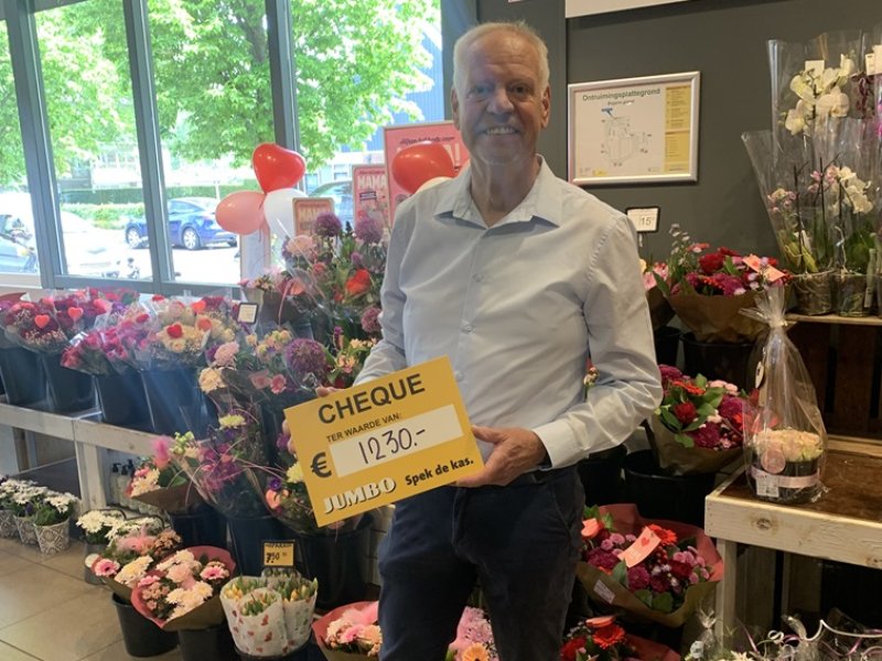 Voorwaarts ontvangt €1230,- dankzij actie “Spek de Kas” van Jumbo Westerhaar