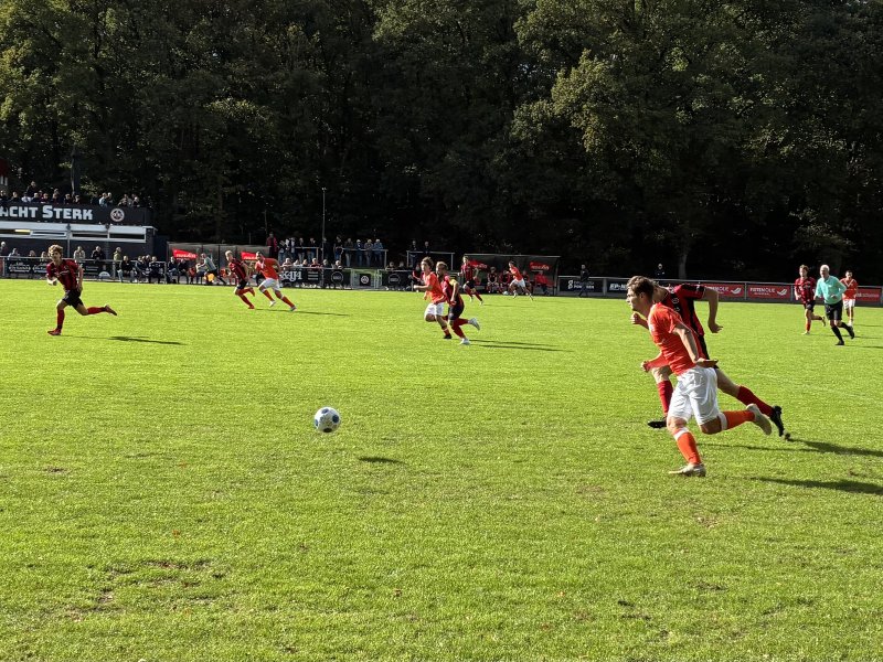 Geweldige teamprestatie bezorgt Voorwaarts 3 punten